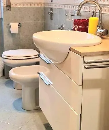 Apartment Fiera City, Via Cenisio 55 Milan
